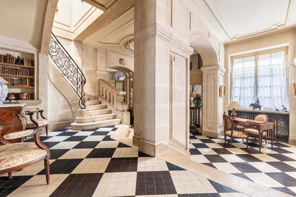 Vente Maison de luxe Bordeaux 12 Pièces 380 m²