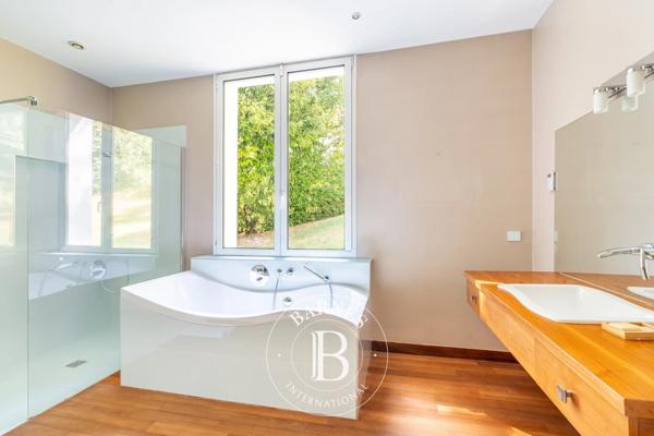 Le Port-Marly, Maison 5 Chambres -  323 m² à vendre