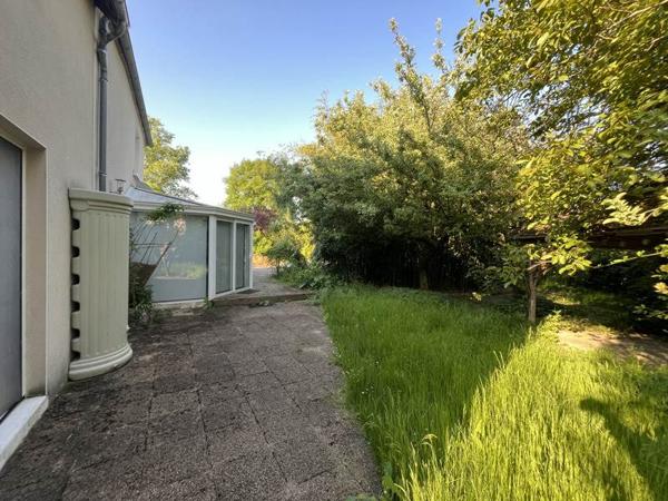 Maison à vendre |  Saint-Priest-la-Marche |  7 pièces | 130 m²