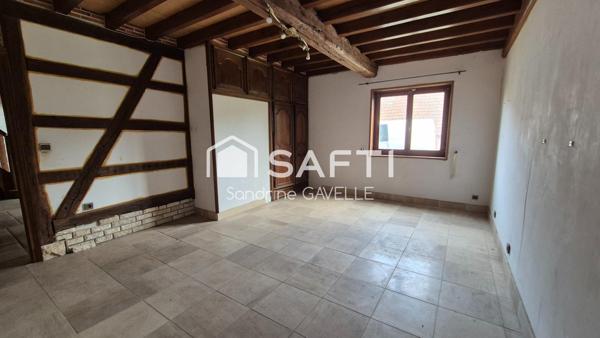 Maison champenoise – 185 m² – Terrain 2 789 m² – Grange-L’Évêque (10 min de Troyes)