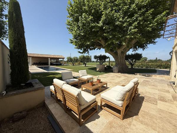 Mas de charme rénové avec piscine à Raphèle-lès-Arles