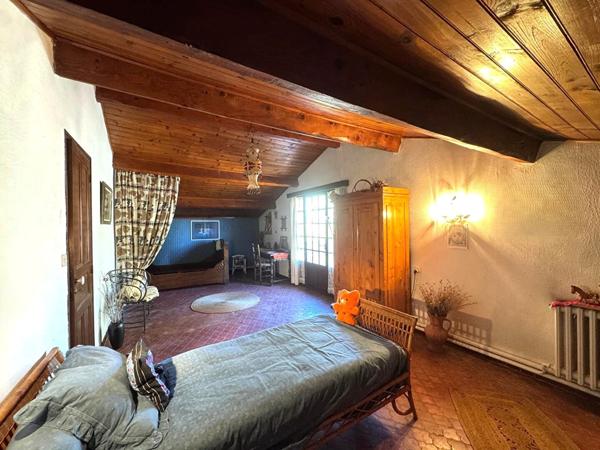 Maison de plus de 140m2 à l'Isle-sur-la-Sorgue