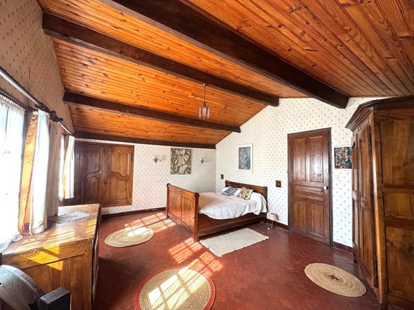 Maison de plus de 140m2 à l'Isle-sur-la-Sorgue