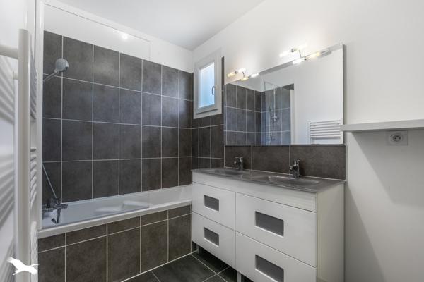 Maison à vendre 317 700 € Martignas-sur-Jalle 4 p 78 m² DPE C
