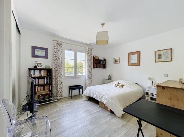 Maison à vendre 741 240 € Pessac 6 p 169 m² DPE D