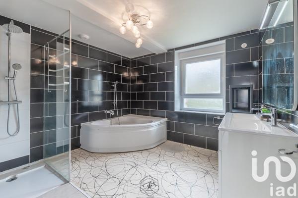 Maison à vendre 7 pièces 155 m² Longuyon