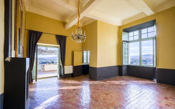 Maison à vendre    7 pièces • 170,79 m2 Ongles