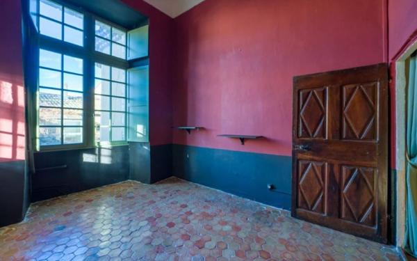 Maison à vendre    7 pièces • 170,79 m2 Ongles