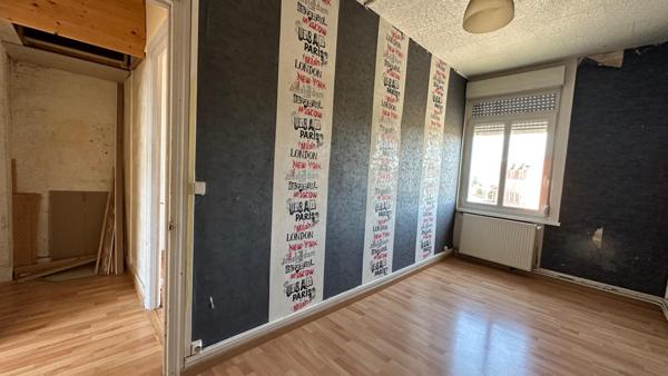 Maison semi mitoyenne avec jardin et garage