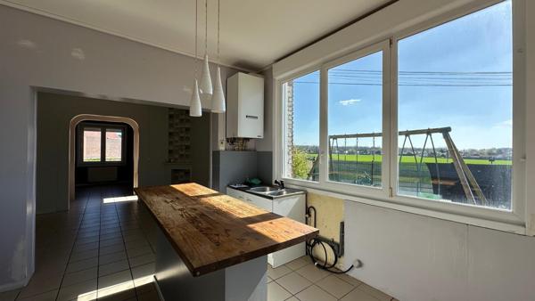 Maison semi mitoyenne avec jardin et garage