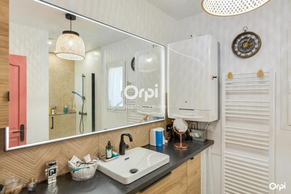 Maison à vendre    10 pièces • 376 m2 Marseille 11