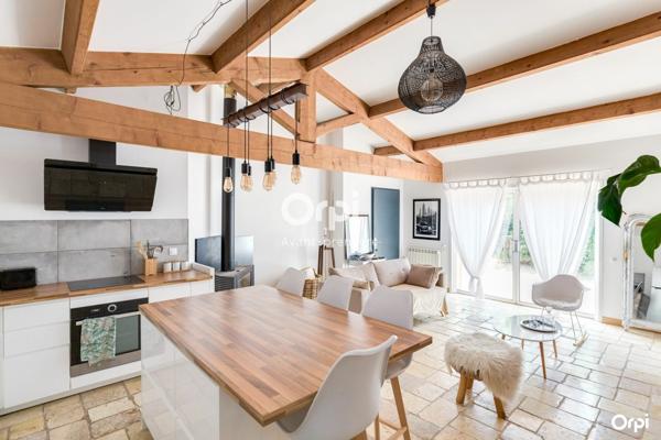 Maison à vendre    10 pièces • 376 m2 Marseille 11