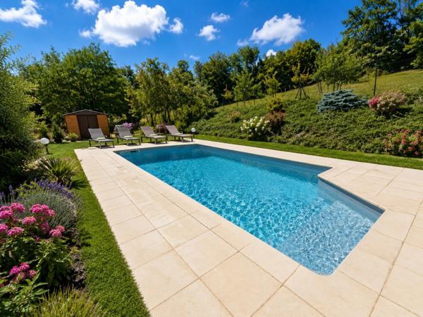 Propriete à vendre 9 pièces MIRECOURT (88) PROPRIÉTÉ D'EXCEPTION avec PISCINE sur TERRAIN clos et arboré de + de 6.500 m2