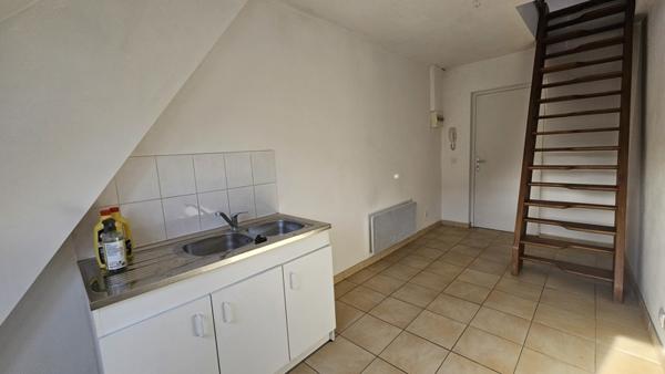 Appartement à vendre |  Magny-en-Vexin |  1 pièce | 15 m²