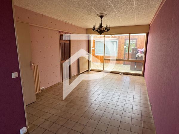 À Vendre, Maison familiale à étage avec jardin, véranda et garage