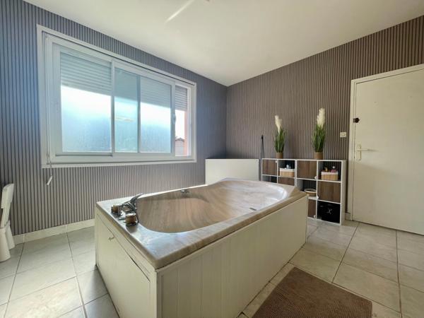 Maison de ville type T5 avec jardin