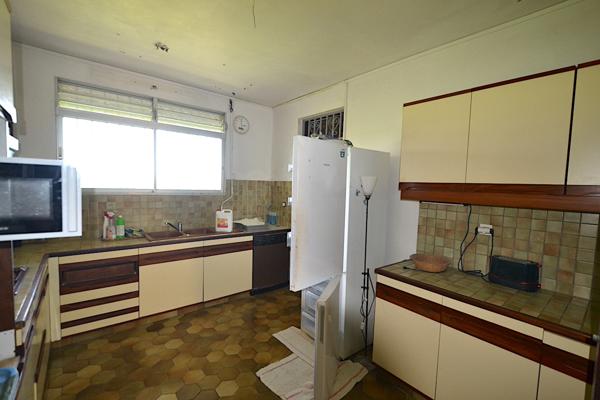 Gosier (97190) Propriété de 28270m2 avec maison à rénover