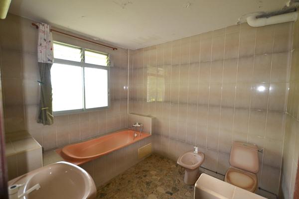 Gosier (97190) Propriété de 28270m2 avec maison à rénover