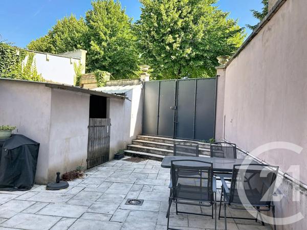 Maison à vendre  5 pièces - 140,06 m 2   VERTUS  - 51