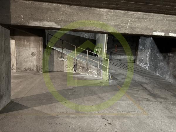 Parking intérieur à PARIS 13EME ARRONDISSEMENT (75013)