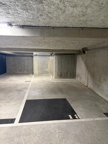 Double place de Parking ROUEN (VOITURE + MOTO)