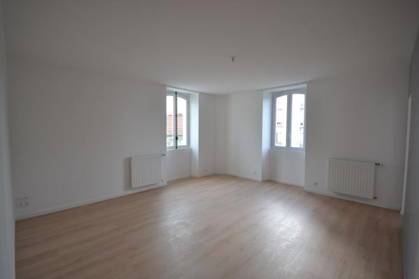 Location appartement 3 pièce(s) 78 m²