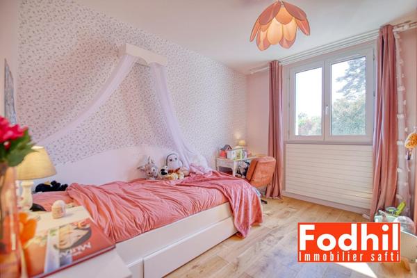 Grand 3P 72m² lumineux – Double séjour – Proche RER Robinson