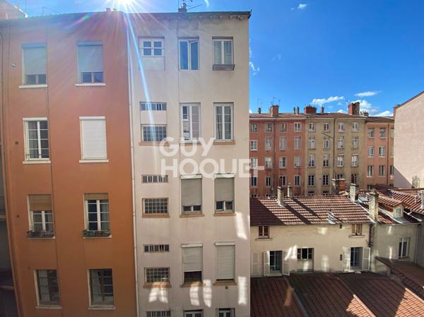 T1 bis meublé LYON 1er - Place Colbert