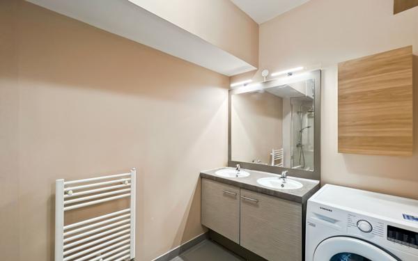 Appartement à vendre    3 pièces • 60,82 m2 Balma