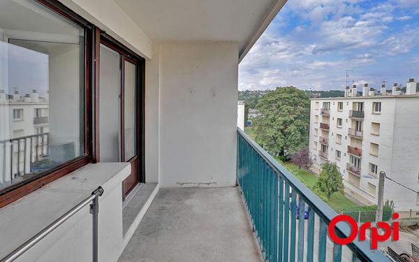 Appartement à vendre    2 pièces •  Bourgoin-Jallieu