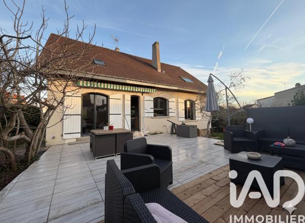 Maison à vendre 6 pièces 160 m² Viry-Châtillon