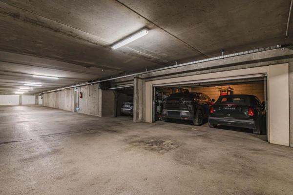 Duplex 5 pièces avec jardin, garage double, cave