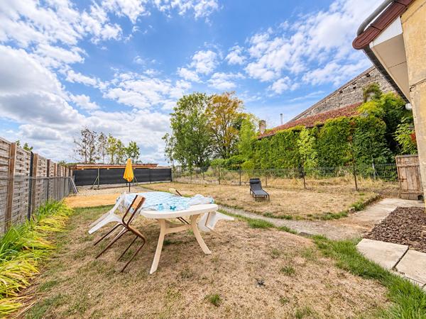 Maison de plus de 119m2- Roches Bettaincourt, 3 chambres, terrain, garage