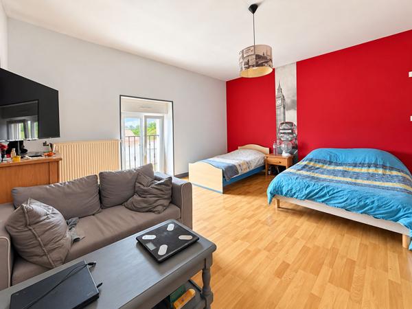 Maison de plus de 119m2- Roches Bettaincourt, 3 chambres, terrain, garage