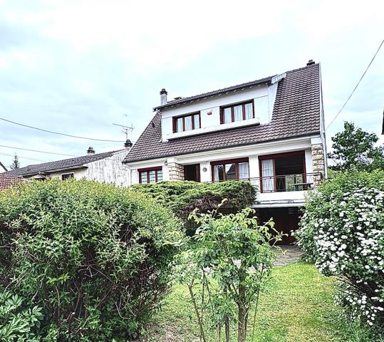 À vendre - Maison individuelle, 6 pièces située à Athis-Mons (91200)