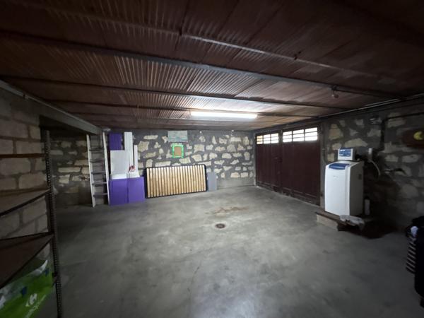 À vendre - Maison individuelle, 6 pièces située à Athis-Mons (91200)