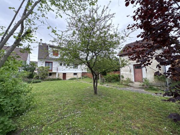 À vendre - Maison individuelle, 6 pièces située à Athis-Mons (91200)