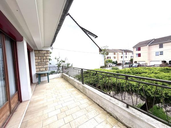 À vendre - Maison individuelle, 6 pièces située à Athis-Mons (91200)