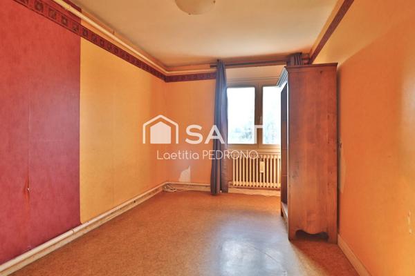 Appartement avec jardin, cave et garage
