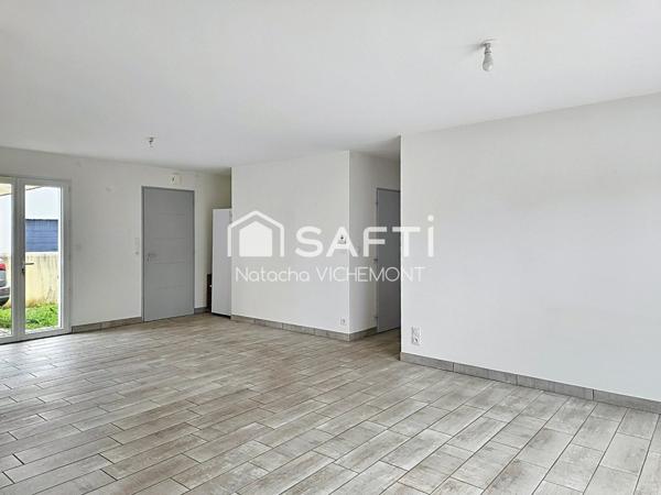 Maison récente 3 chambres de plain-pied à deux pas des commerces!