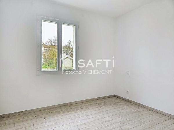 Maison récente 3 chambres de plain-pied à deux pas des commerces!