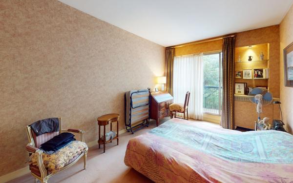 Appartement à vendre    2 pièces • 62,52 m2 Paris 16