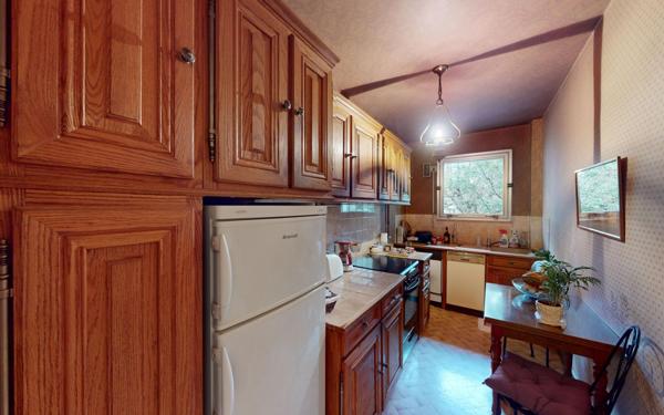 Appartement à vendre    2 pièces • 62,52 m2 Paris 16