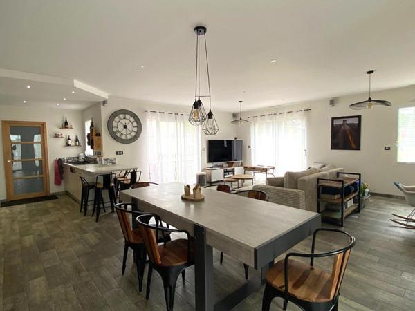 MAISON 7 PIÈCES 44680 SAINTE PAZANNE - BUDGET 348 400  HAI