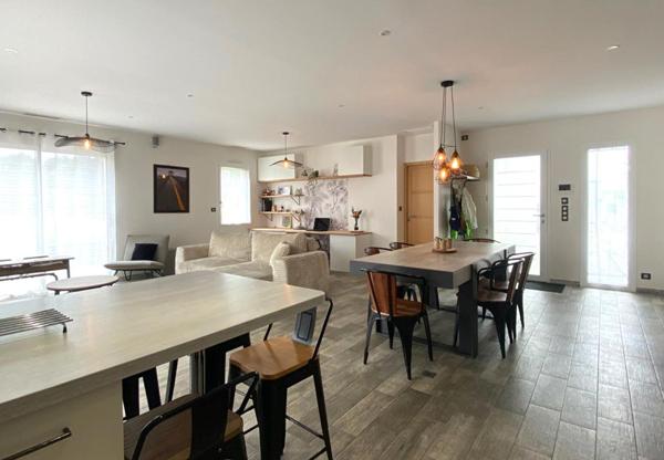 MAISON 7 PIÈCES 44680 SAINTE PAZANNE - BUDGET 348 400  HAI