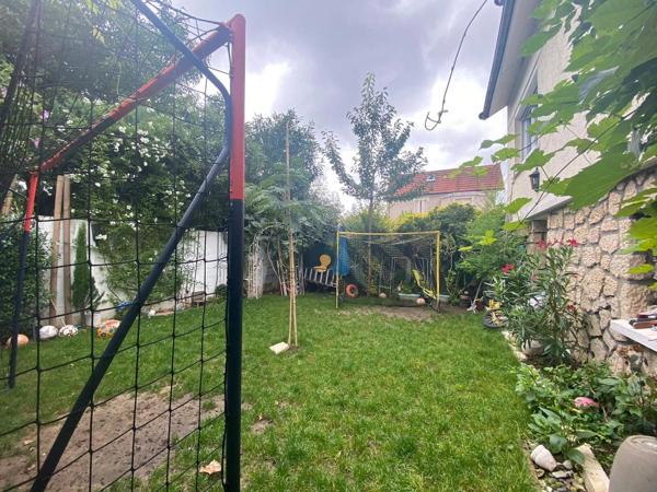 Vente                                                      Maison
                        
                     6 pièces                      155 m2                     à Ormesson-sur-Marne