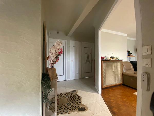 Vente                                                      Maison
                        
                     6 pièces                      155 m2                     à Ormesson-sur-Marne