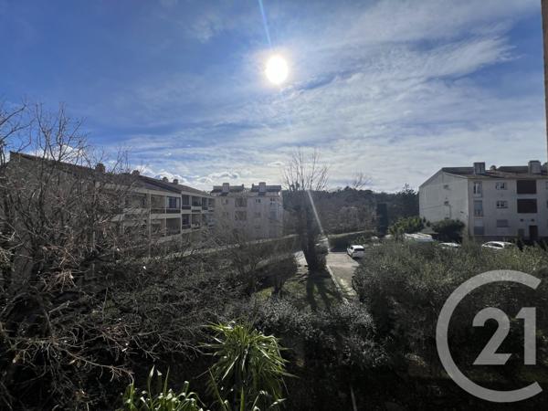 Appartement F4 à vendre  4 pièces - 72,35 m2 COGOLIN - 83