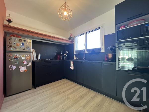 Appartement F4 à vendre  4 pièces - 72,35 m2 COGOLIN - 83