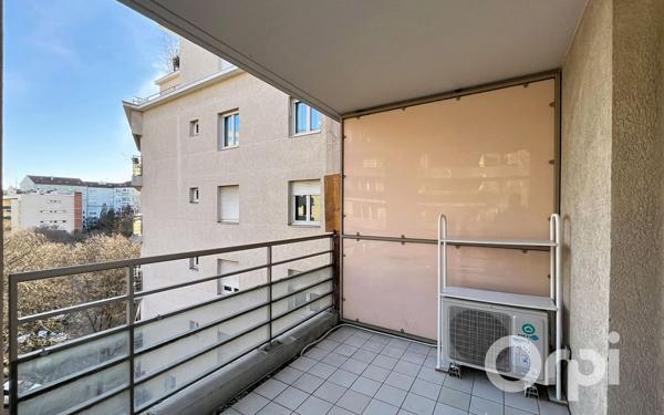 Appartement à louer    3 pièces • 68,14 m2 Villeurbanne